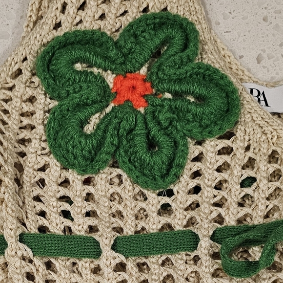 ZARA V-Kneck Knit Flowered Sweater Tank sz small - Picture 7 of 8